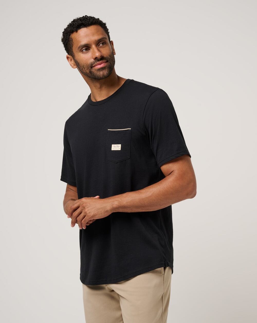 NWT TravisMathew TM Social Club Tee in Black size Medium